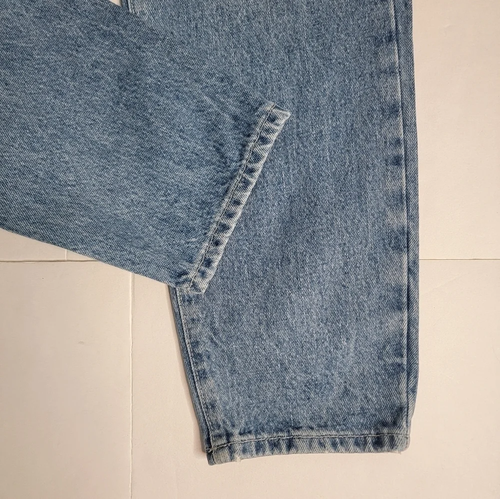 Zara Light-Blue High Rise Distressed Mom Jeans - Picture 7 of 9